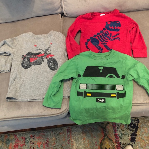 Lot of long sleeved shirts - Picture 4 of 4